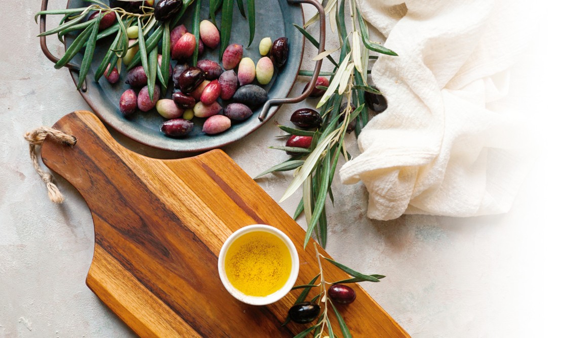 Oliven und weitere Antipasti